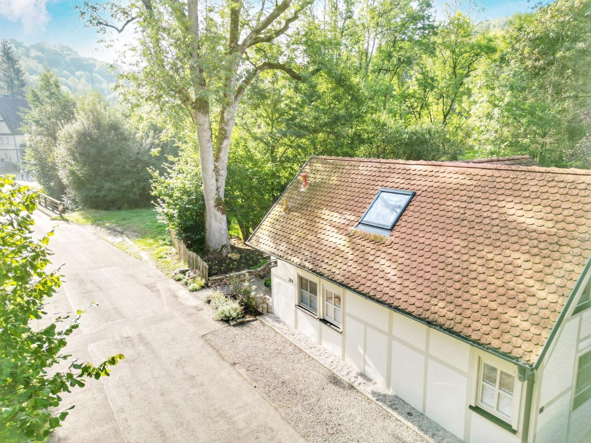 Tauberchalet I Boutique-Ferienhaus Mit Sauna, Whirlpool & Natur I 10Min Walk To Historic Old Town Rothenburg ob der Tauber Bagian luar foto