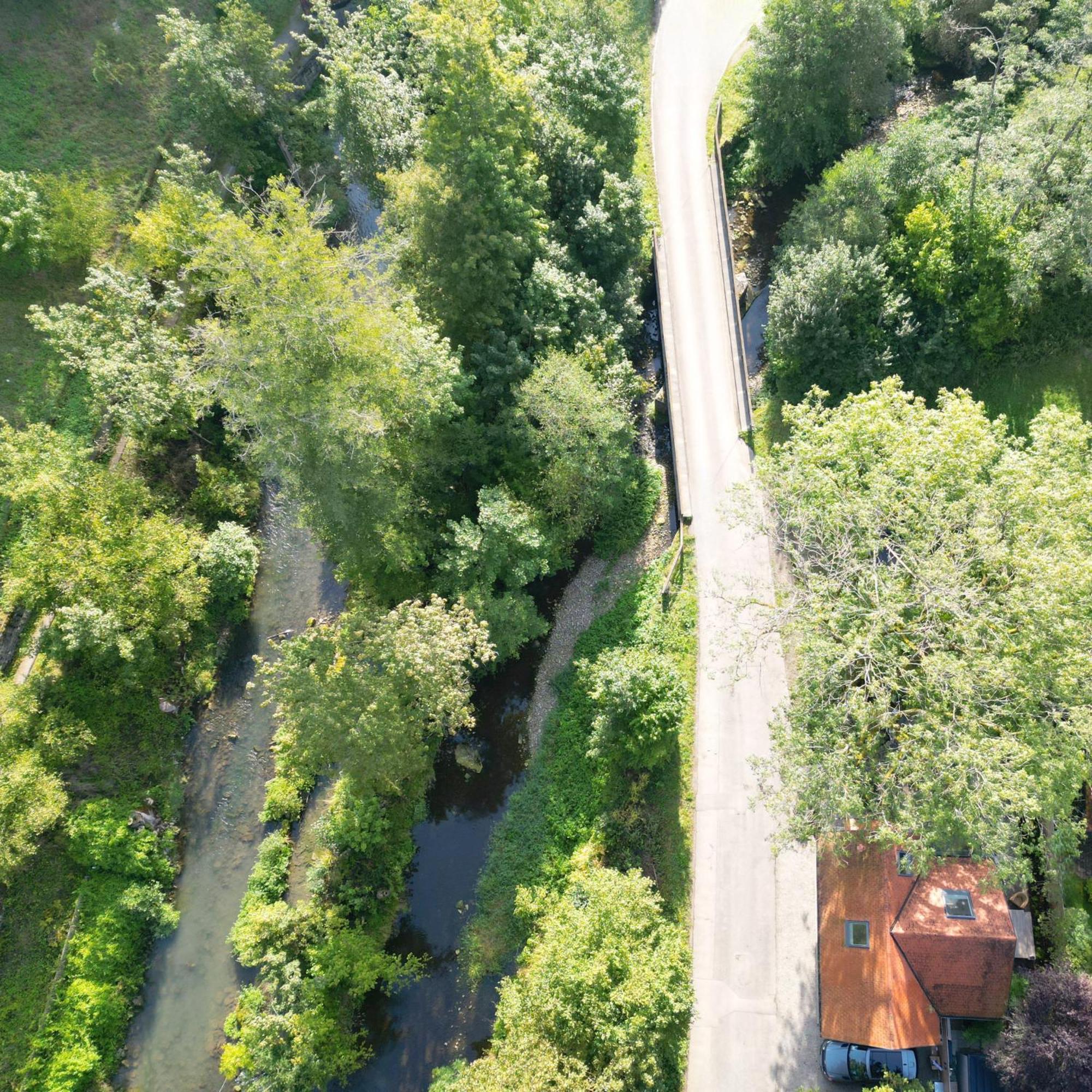 Tauberchalet I Boutique-Ferienhaus Mit Sauna, Whirlpool & Natur I 10Min Walk To Historic Old Town Rothenburg ob der Tauber Bagian luar foto