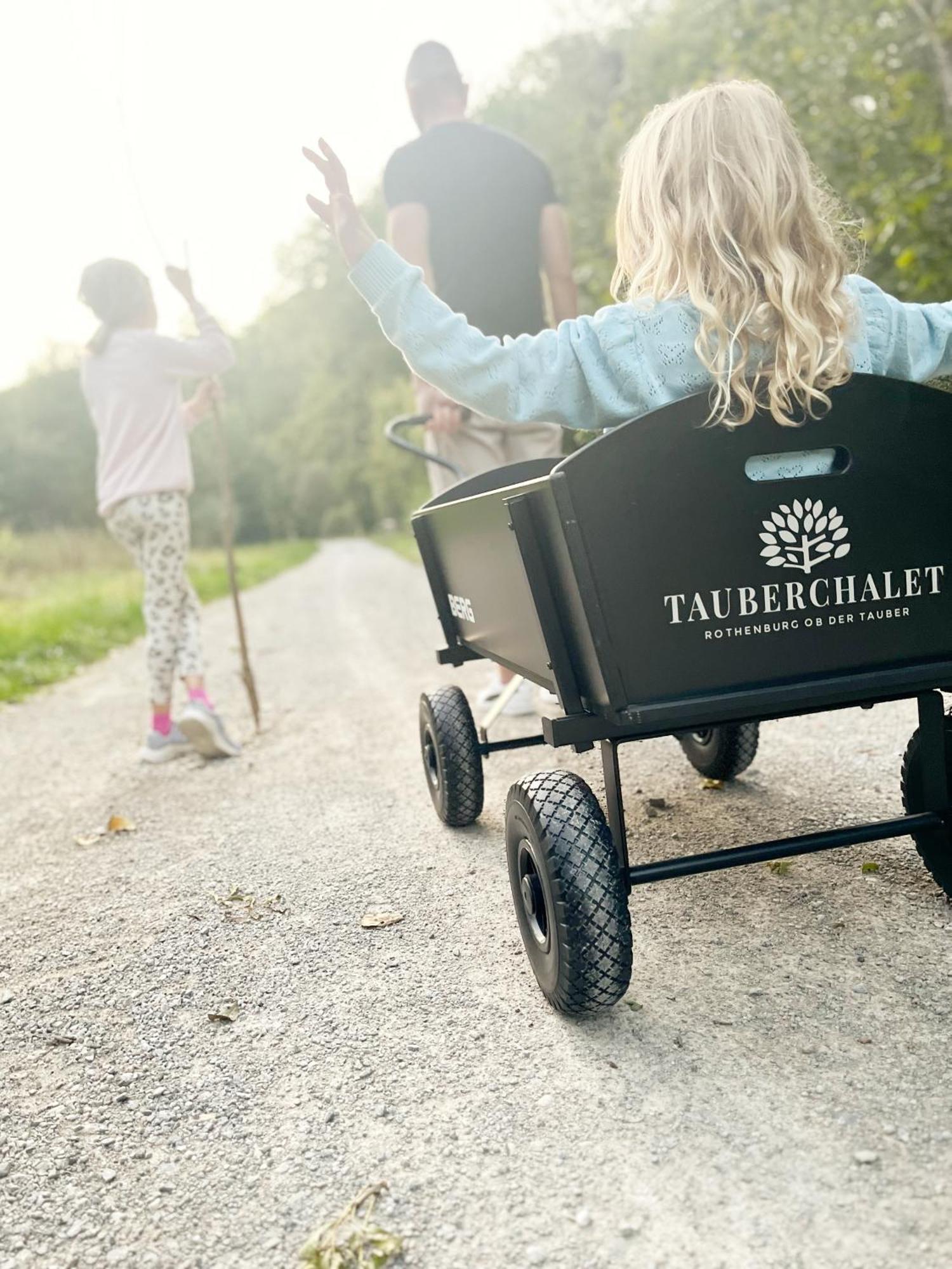 Tauberchalet I Boutique-Ferienhaus Mit Sauna, Whirlpool & Natur I 10Min Walk To Historic Old Town Rothenburg ob der Tauber Bagian luar foto