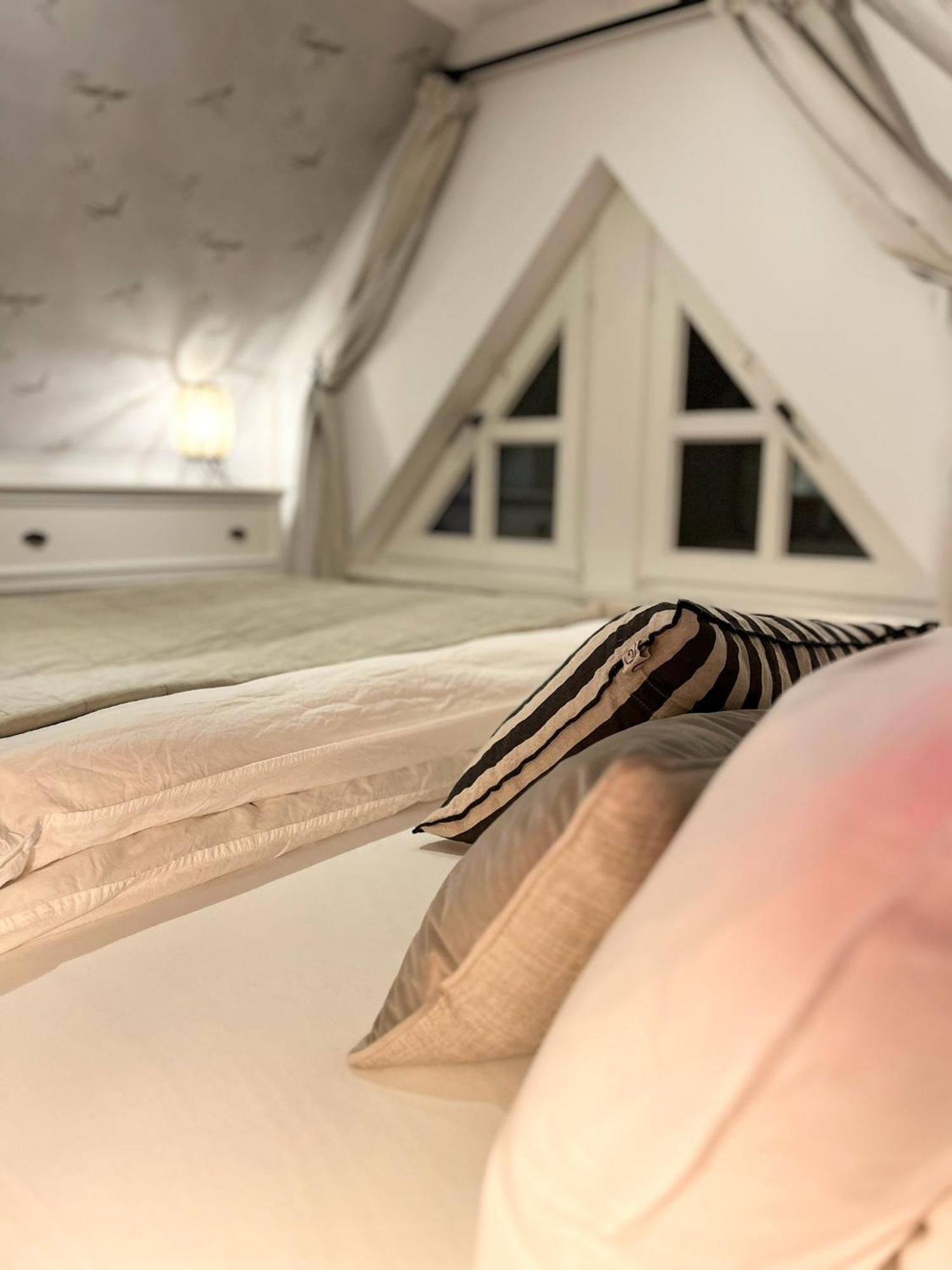 Tauberchalet I Boutique-Ferienhaus Mit Sauna, Whirlpool & Natur I 10Min Walk To Historic Old Town Rothenburg ob der Tauber Bagian luar foto
