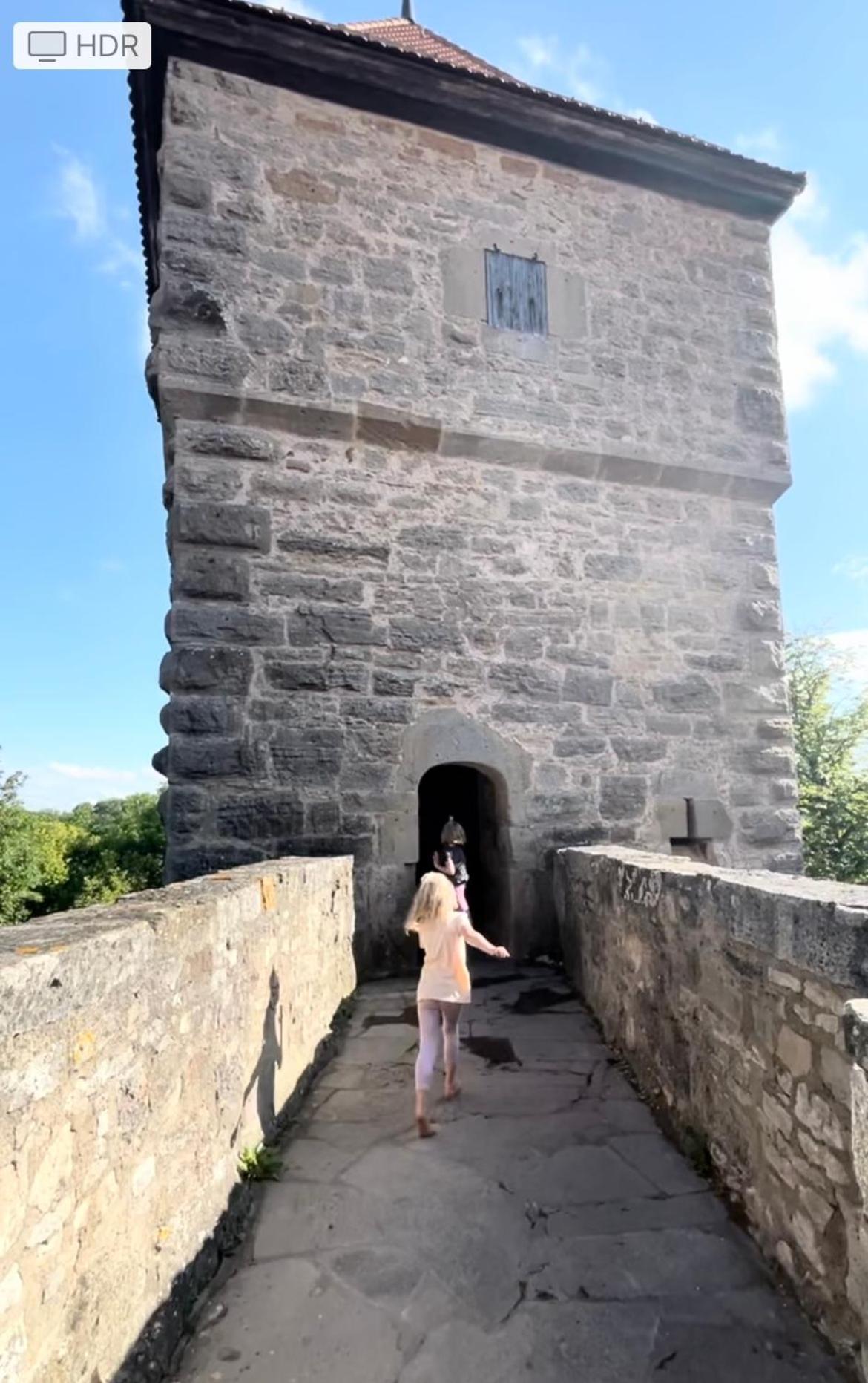 Tauberchalet I Boutique-Ferienhaus Mit Sauna, Whirlpool & Natur I 10Min Walk To Historic Old Town Rothenburg ob der Tauber Bagian luar foto